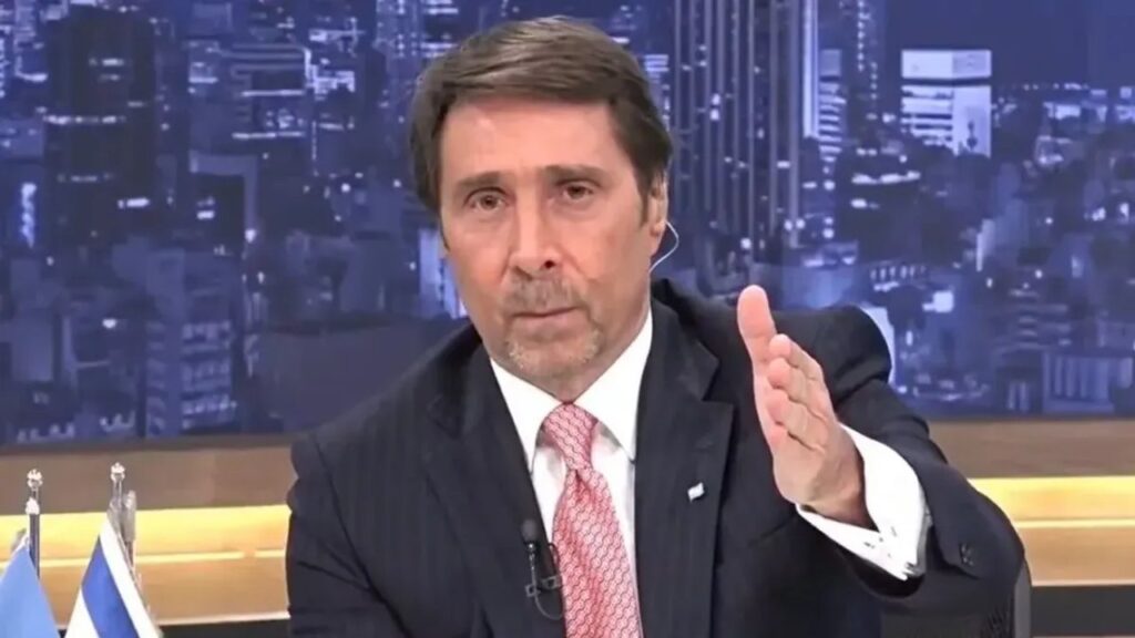 El palazo de Eduardo Feinmann a Chequeado pidiéndole que confirme si Nicolás Ducoté, marido de su directora, fue procesado por corrupción