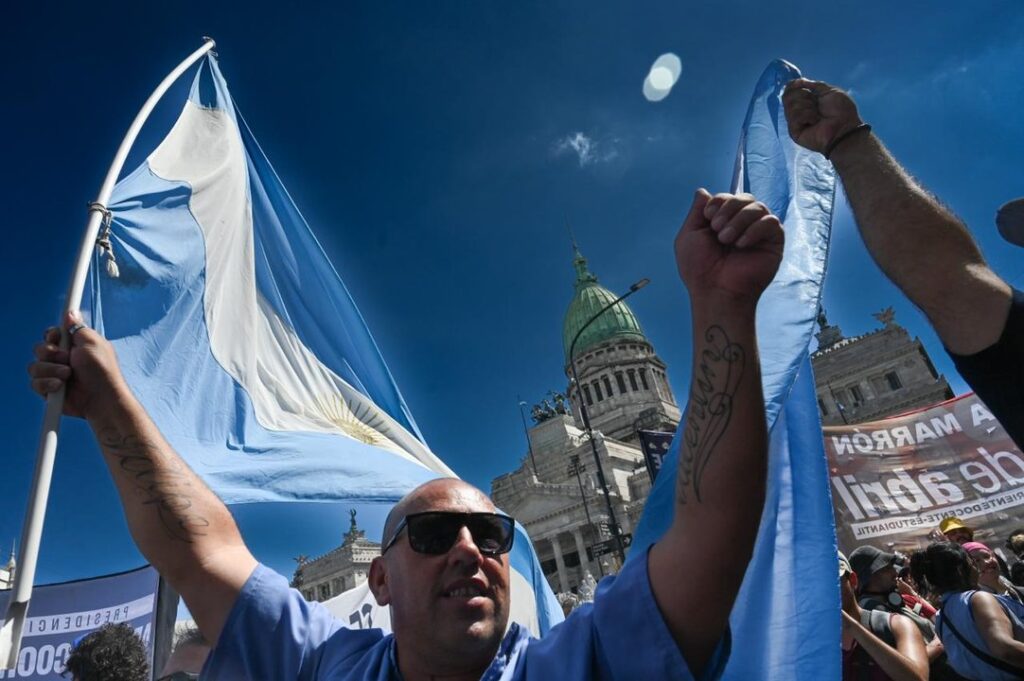 Marcha contra la reforma laboral: detuvieron a cuatro menores, uno de ellos con pedido de captura
