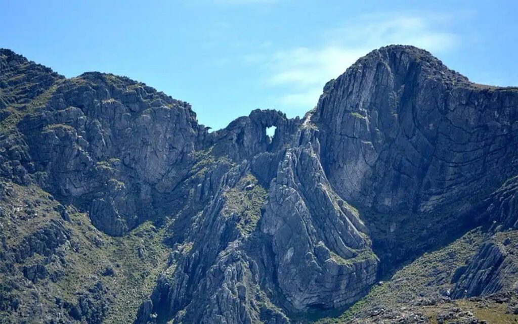 Este refugio de montaña está cerca de Buenos Aires y es perfecto para una escapada a puro paisaje: cómo llegar