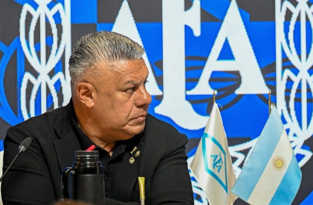 Tapia fue tajante tras el anuncio del paro en el fútbol y dijo que “la AFA somos todos”