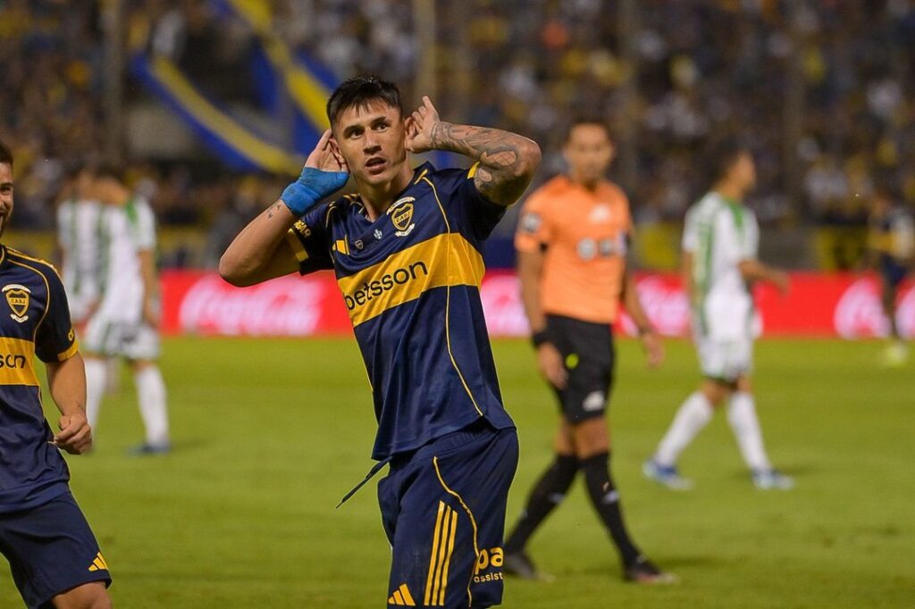 Adam Bareiro debutó con dos goles en el triunfo de Boca por Copa Argentina y hasta los hinchas de River hicieron memes