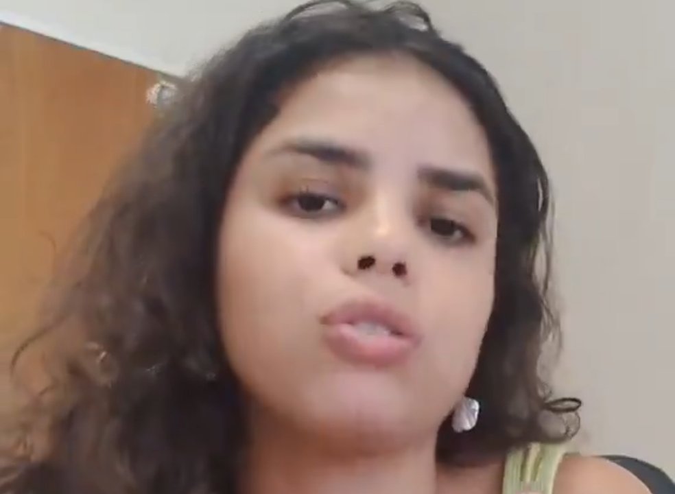 Libertarios cruzaron a una venezolana en las redes por hablar del “ICE argentino"