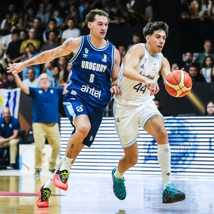 Dura derrota de la Selección argentina de básquetbol: 44-61 frente a Uruguay