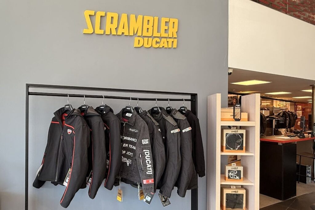 Repuestos y accesorios al costo en Ducati Córdoba
