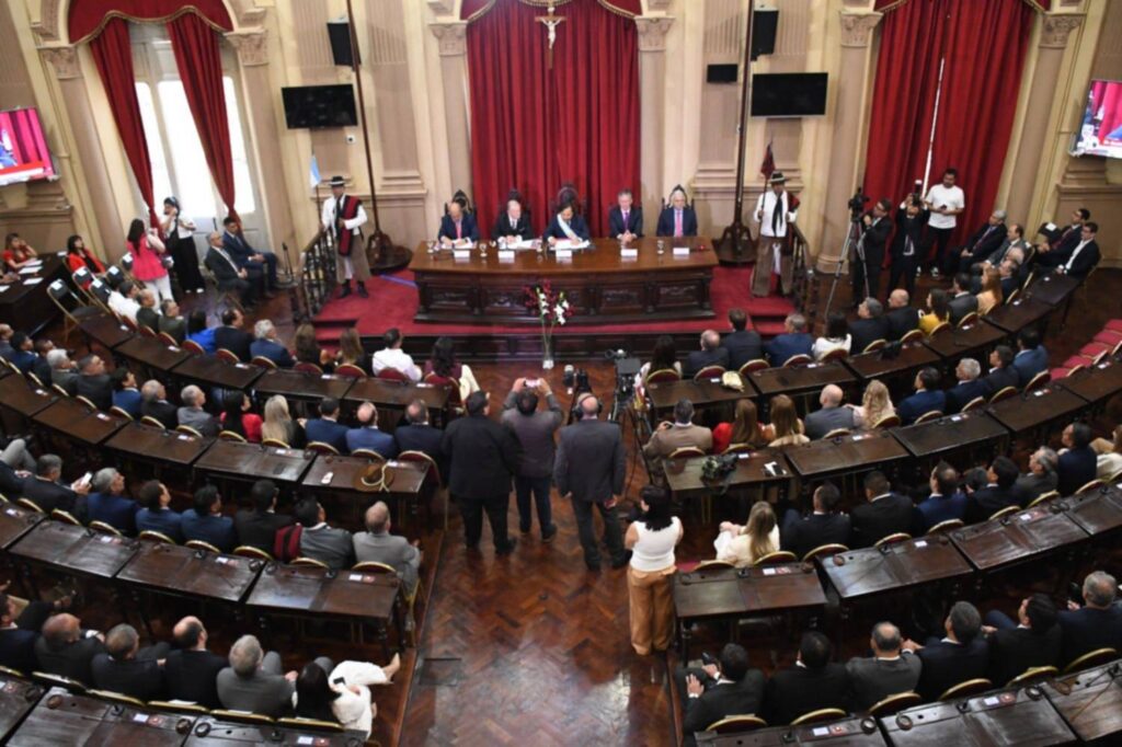 Gustavo Sáenz:  "Salta es la provincia que con mayor cantidad de obras viales tiene en todo el país"