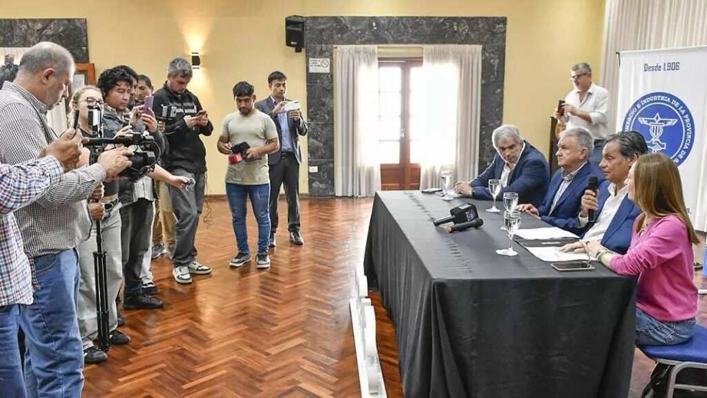 El Gobierno provincial presentó la línea de crédito Capital de Trabajo Comercial