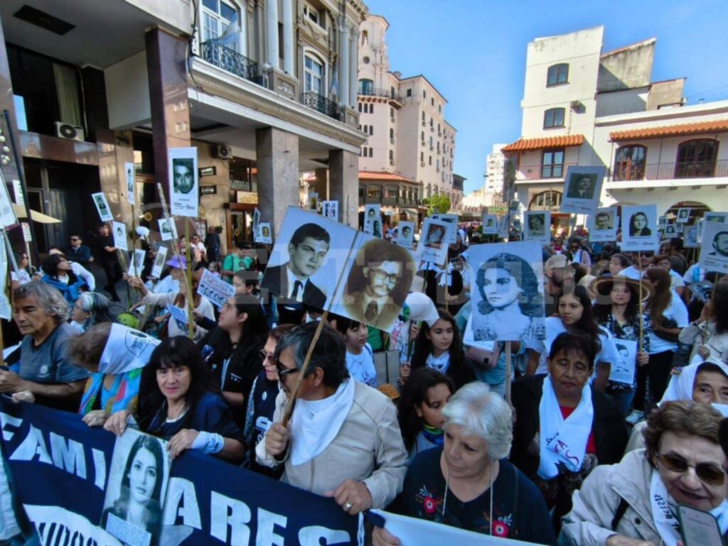 Salta marchó por el 24 de Marzo: el “Nunca más” volvió a escucharse a 50 años de la última dictadura cívico militar 