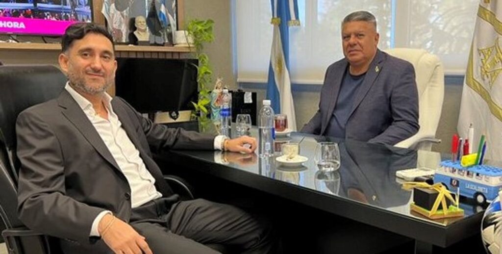 Los misteriosos mensajes de Ariel Vallejo, titular de la financiera cercana a la AFA y a “Chiqui” Tapia