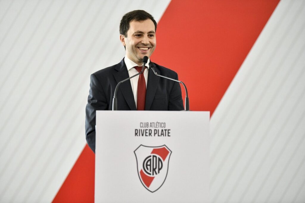 River Plate declaró persona no grata a un reconocido personaje del fútbol: ¿de quién se trata?