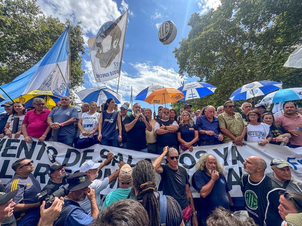 Los “duros” de la CGT buscan extender el armado del Frente de Sindicatos Unidos en todo el país