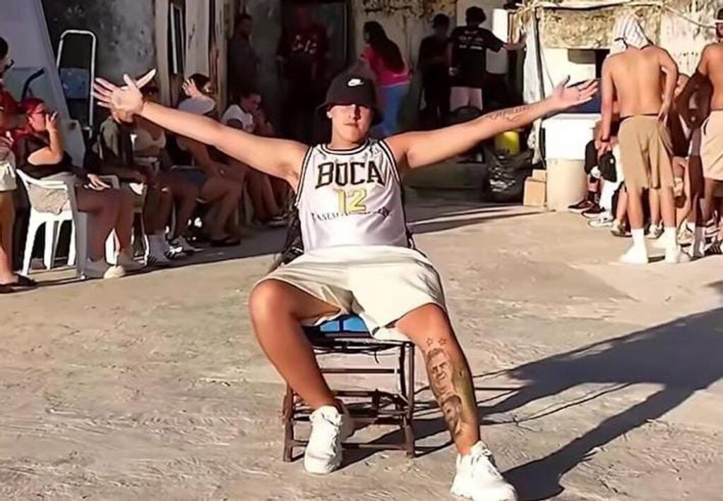 Un famoso influencer de Boca fue a Brasil y grabó el video viral de la favela Rocinha