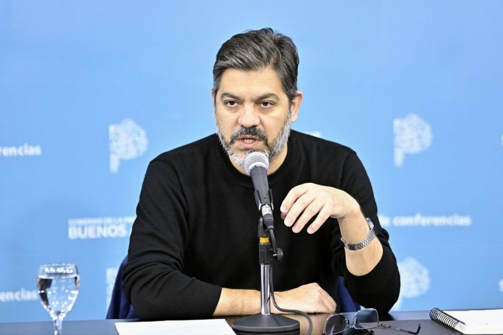 Bianco, contra Milei y Adorni por Libra y el viaje a Nueva York: “Están más sucios que una papa”