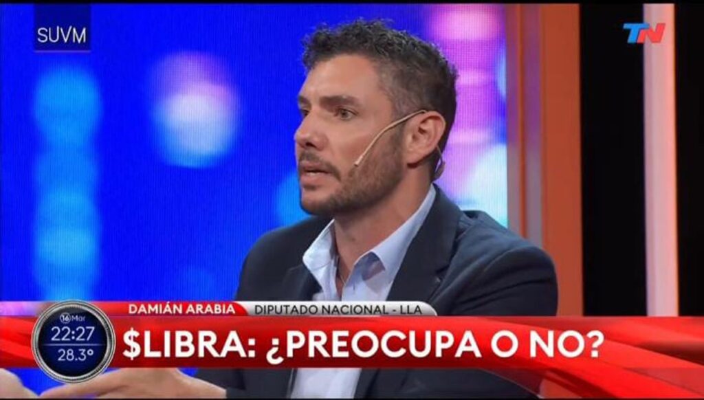 El libertario Arabia se enredó, habló de más y dejó al descubierto el temor del mercado: “¿Qué pasa si pierde Milei?”