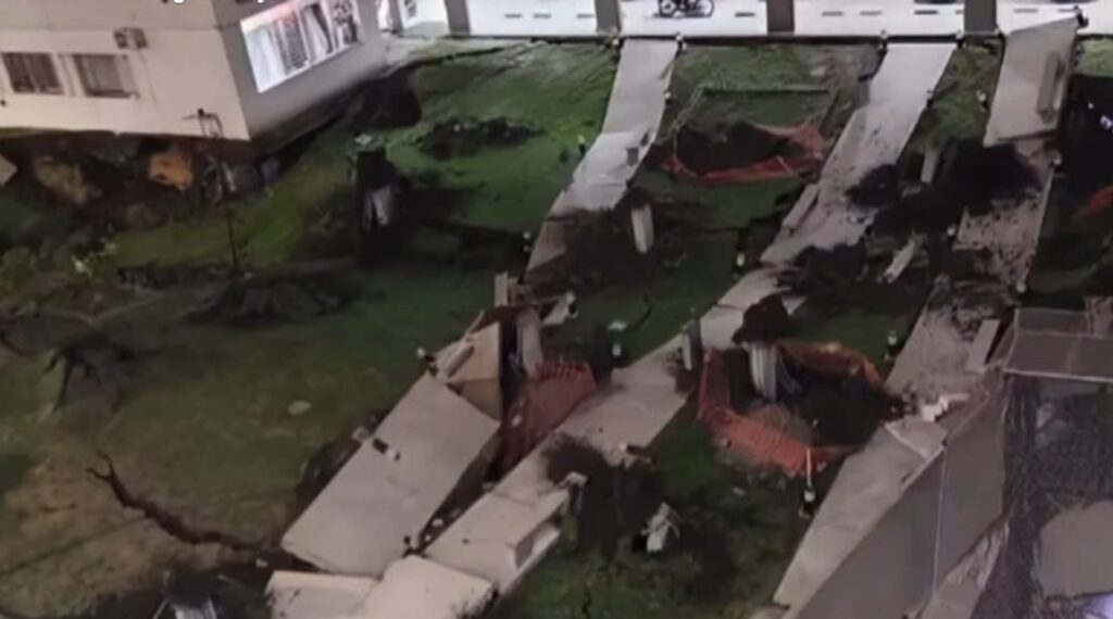 Derrumbe en un complejo de viviendas en Parque Patricios: 300 familias evacuadas