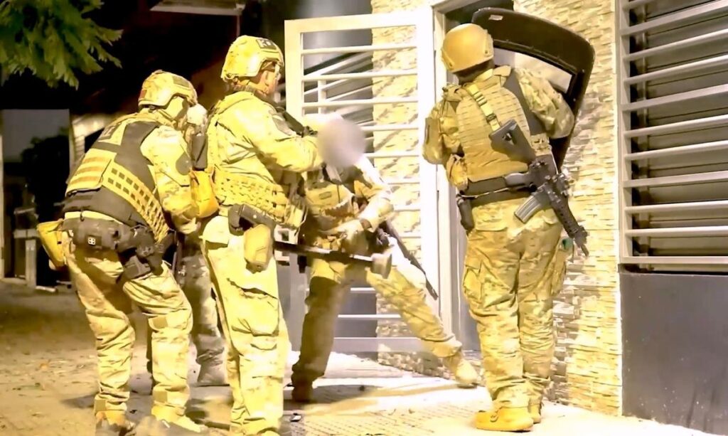 Desbaratan una banda de estafadores gitanos en Capital Federal