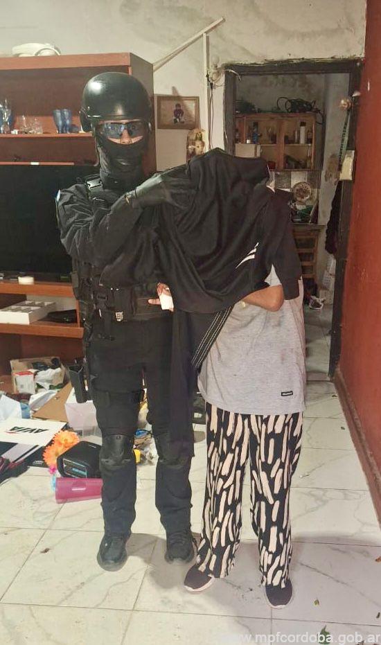 CÓRDOBA: FPA DETUVO A DOS PERSONAS  POR VENTA DE COCAINA EN VILLA PÁEZ