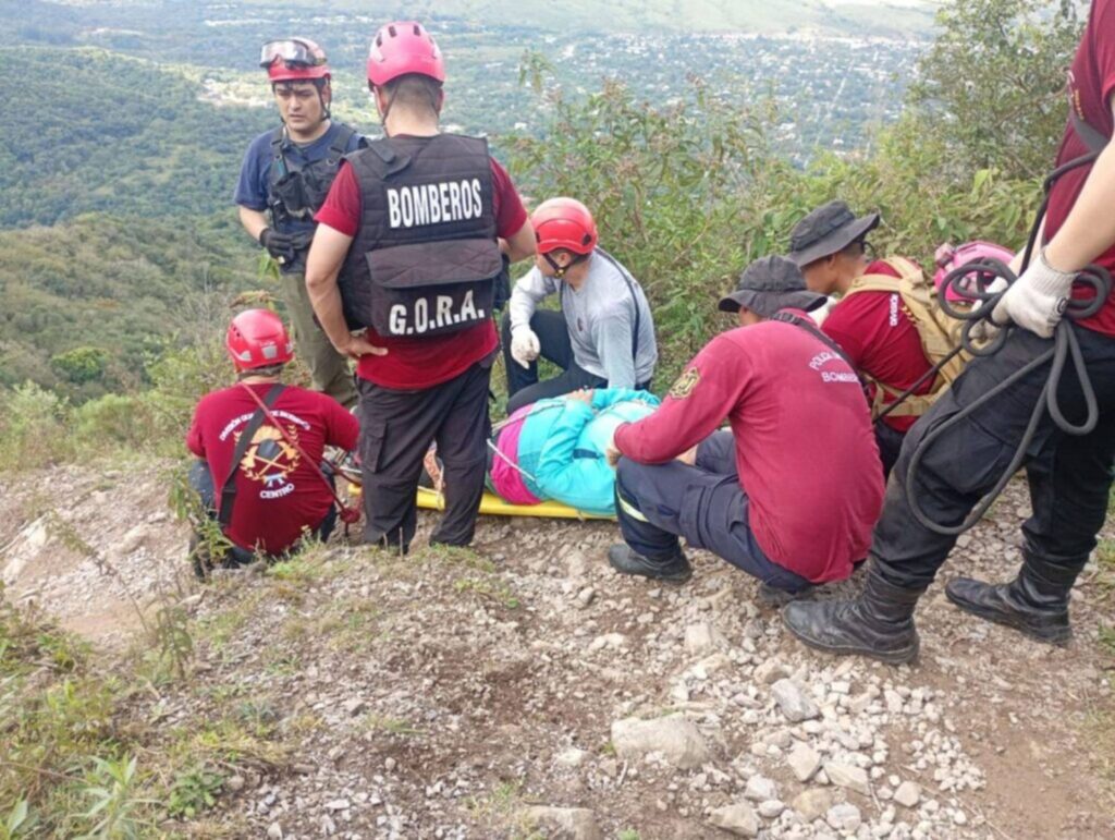 Cerro Elefante: exitoso rescate de una senderista en San Lorenzo