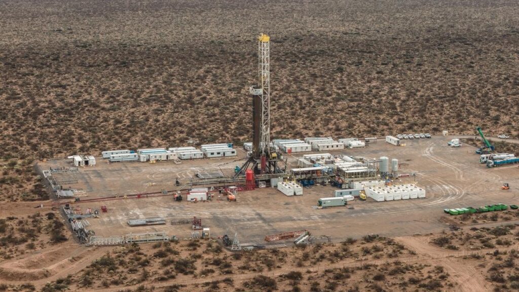 Sapag aseguró que Vaca Muerta “garantiza la seguridad energética” de Argentina en medio de la guerra