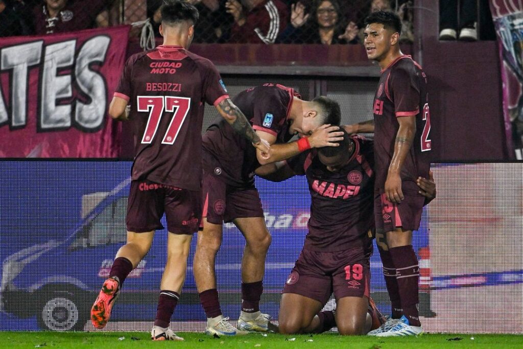 Lanús recibe a Always Ready, en busca de la recuperación en la Copa Libertadores
