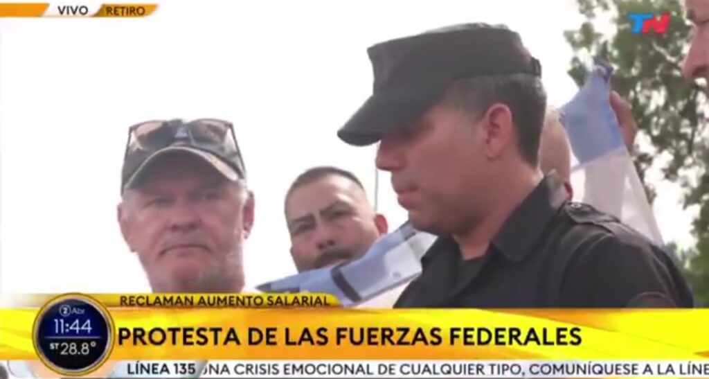 “Es una migaja”: fuerte protesta de fuerzas federales en Retiro por bajos salarios y denuncias de corrupción