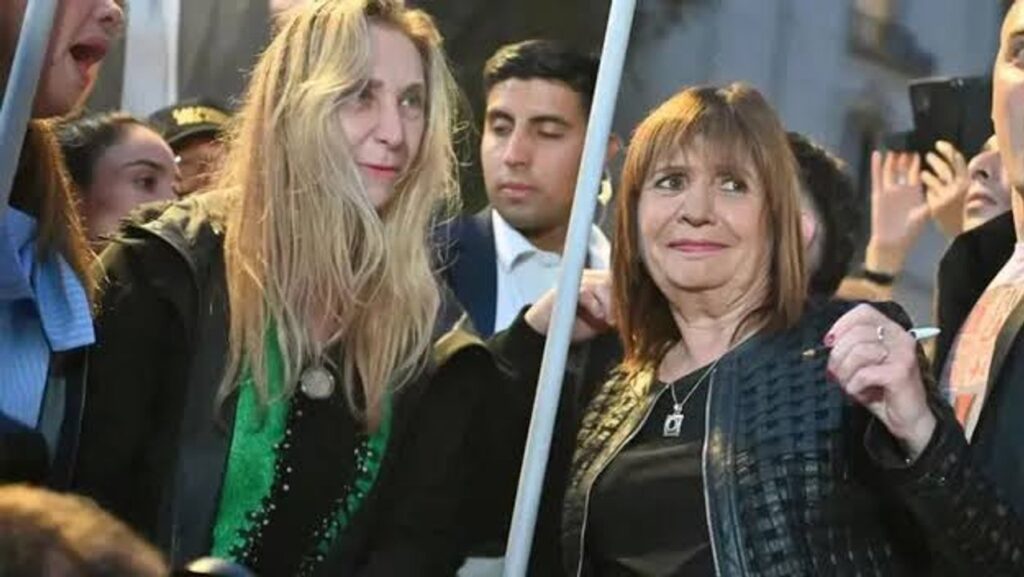 Arde la interna en el Gobierno: la relación entre Bullrich y Karina en su momento más tenso