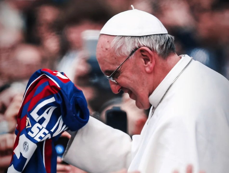 El emotivo mensaje de San Lorenzo en el primer aniversario de la muerte del papa Francisco: “Por siempre”