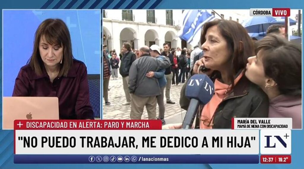 La reacción de Santillán por el fuerte testimonio de la votante de Milei que ahora protesta por discapacidad