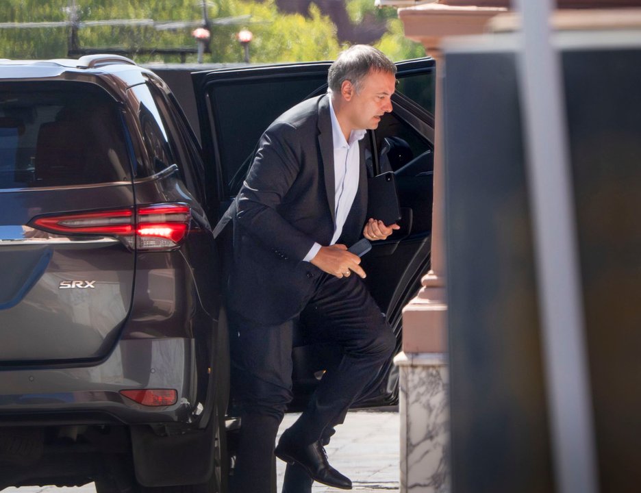 En medio del escándalo de Adorni, el Gobierno extiende el plazo para presentar las declaraciones juradas