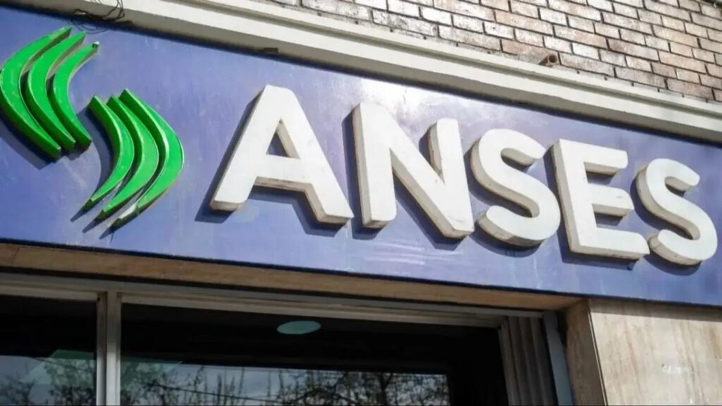 Qué debés hacer si sabés que van a suspenderte de AUH de ANSES en mayo 2026