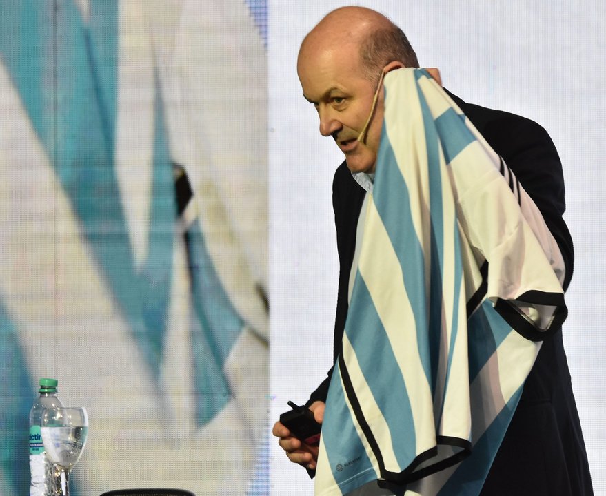 Con un pedido a los gobernadores, Sturzenegger adelantó las reformas que enviarán al Congreso