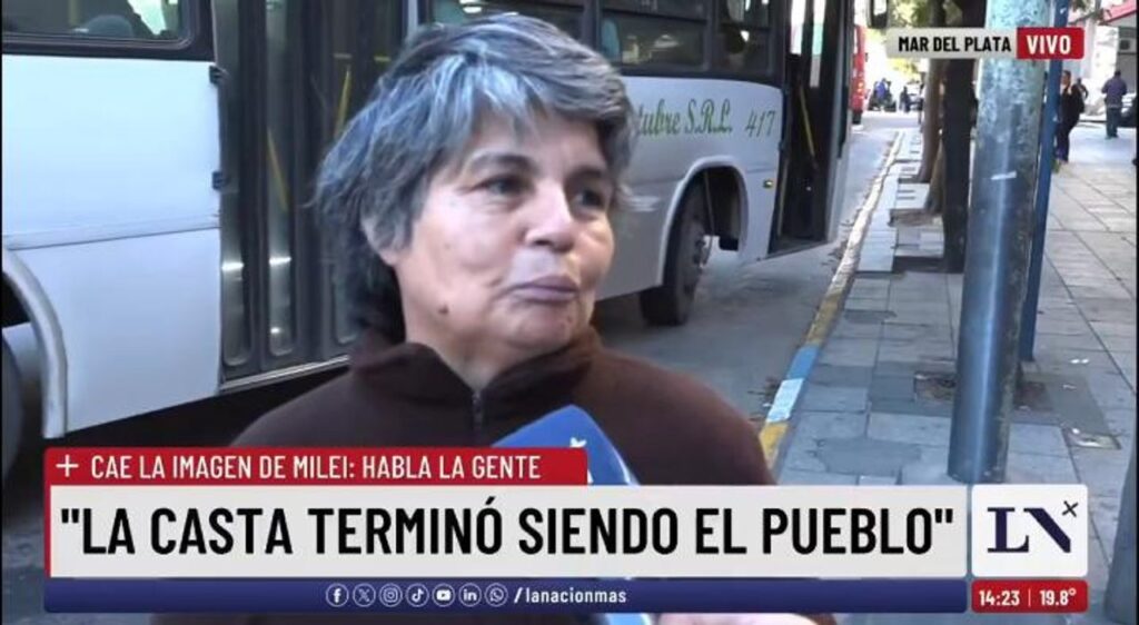 Inesperado giro en el móvil: la votante libertaria que amagó con bancar a Milei pero al final lo destrozó