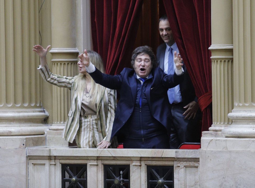 🔴 Manuel Adorni expone en Diputados con Milei en el palco, EN VIVO
