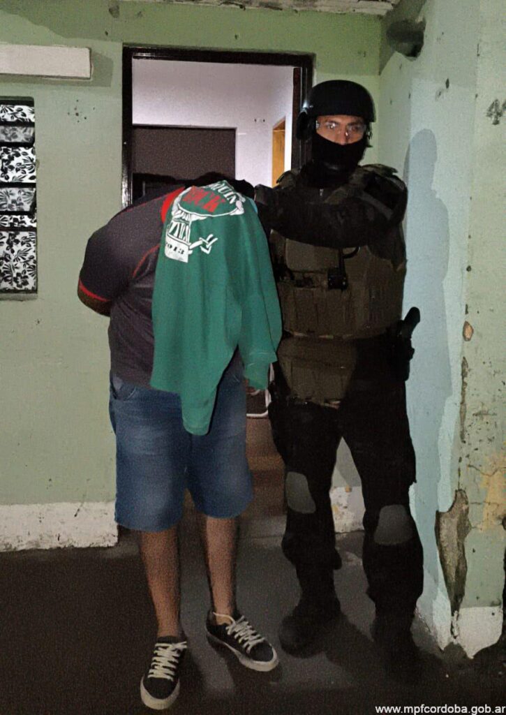FPA DETUVO A UN SUJETO CON FRONDOSOS ANTECEDENTES EN HUINCA RENANCÓ