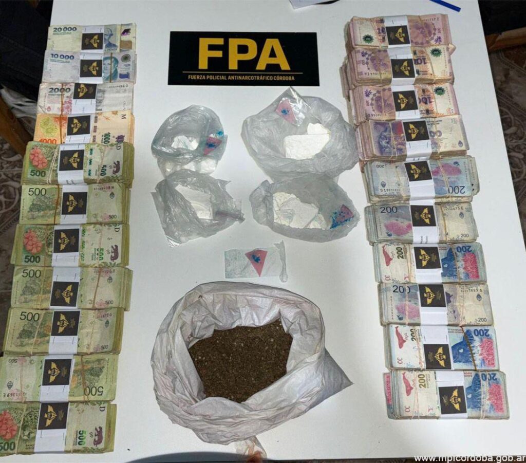 FPA DESBARATÓ UN BÚNKER CON MÁS DE 2000 DOSIS DE DROGAS EN BARRIO COLONIA LOLA. CUATRO DETENIDOS