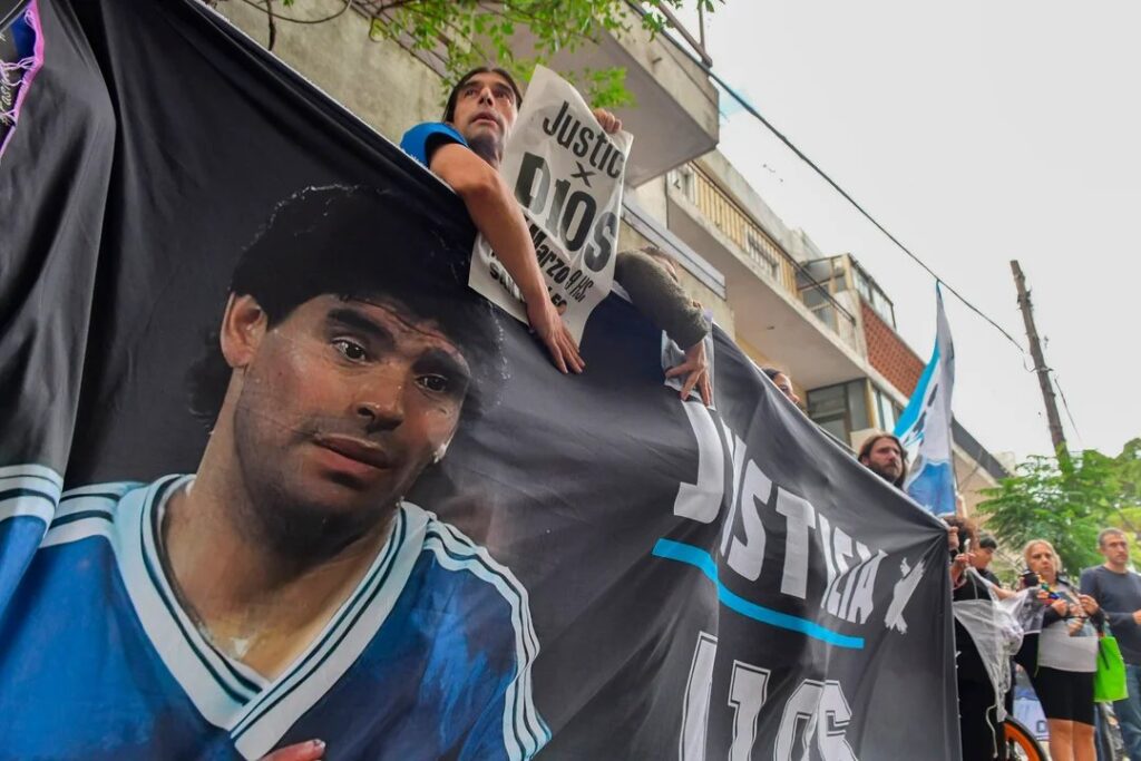 EN VIVO caso Maradona: una anatomopatóloga sostuvo que Diego tenía “edema dentro del cerebro"