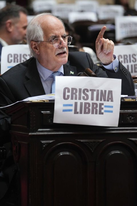 Taiana reclamó la suspensión de la licitación de la Hidrovía por basarse en estudios "apócrifos"