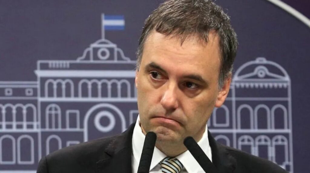 Adorni dijo que no hay plata para las Universidades y las redes reaccionaron