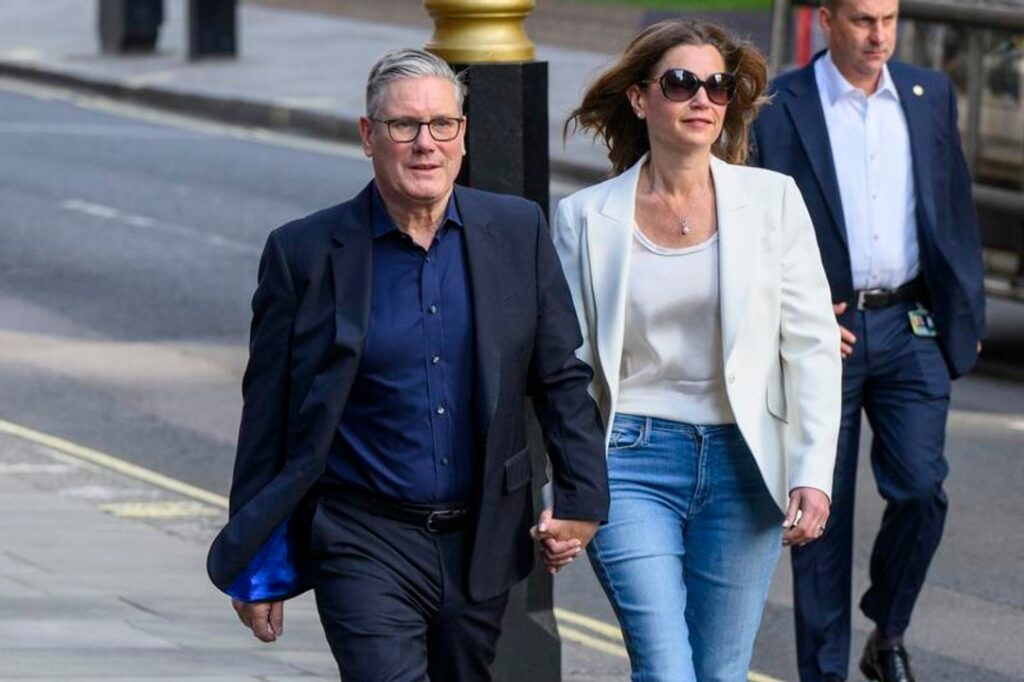 Starmer afirma que no se va a ir tras el fiasco electoral del Partido Laborista
