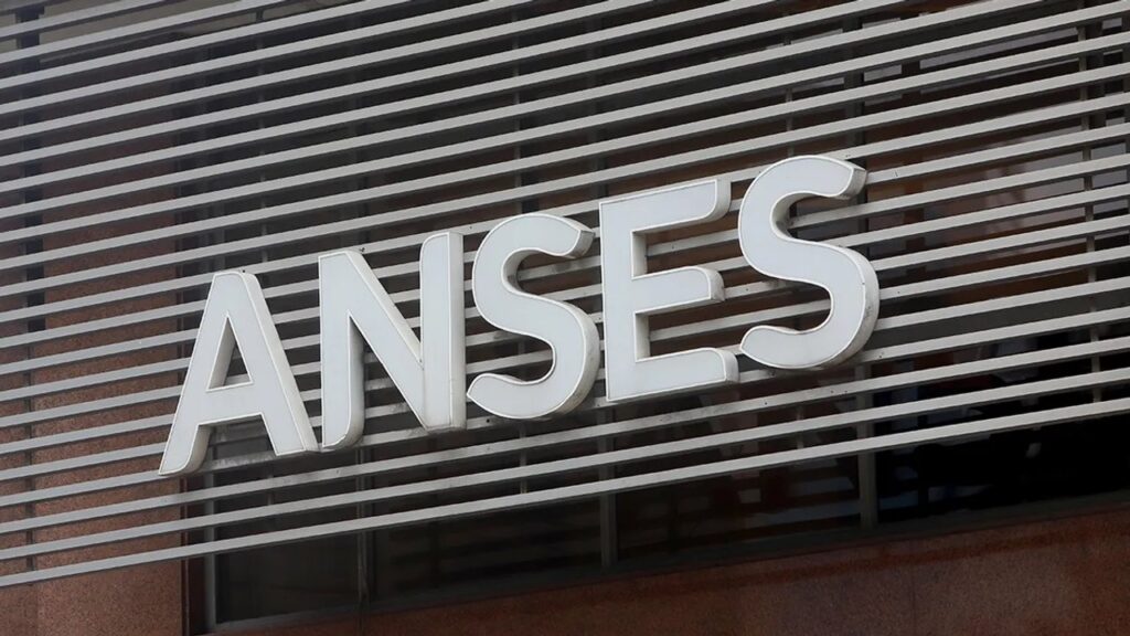 Nuevo aumento: a qué monto llega el Plan 1000 Días de ANSES en mayo 2026