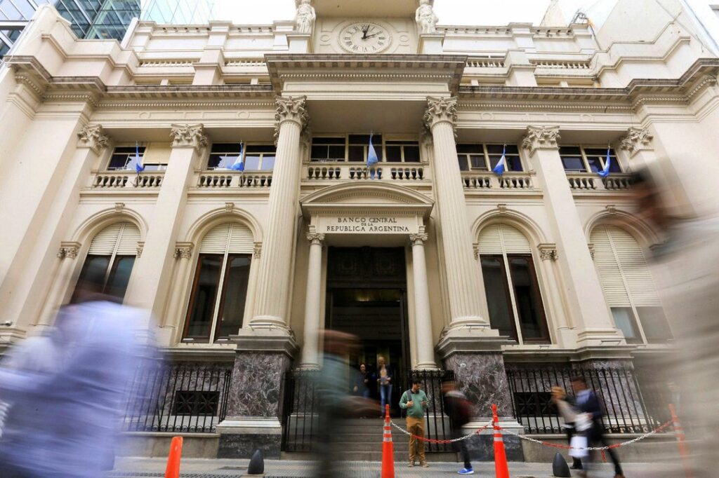 El Banco Central sumó US$144 millones y lleva comprados más de US$8.300 millones en el año