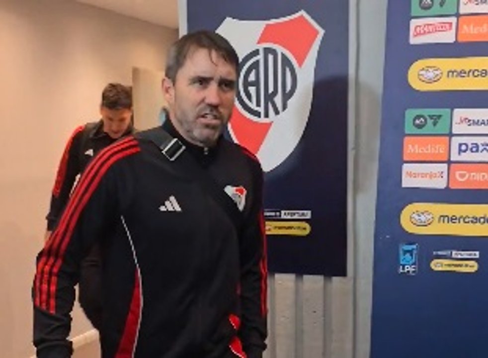La calentura del Chacho Coudet y todo el plantel de River a la hora de retirarse del Kempes