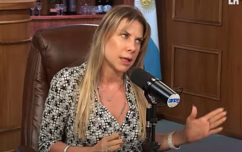 Karen Reichardt volvió a publicar algo de lo que no tiene ni idea y las redes se dividen entre la risa y la pena