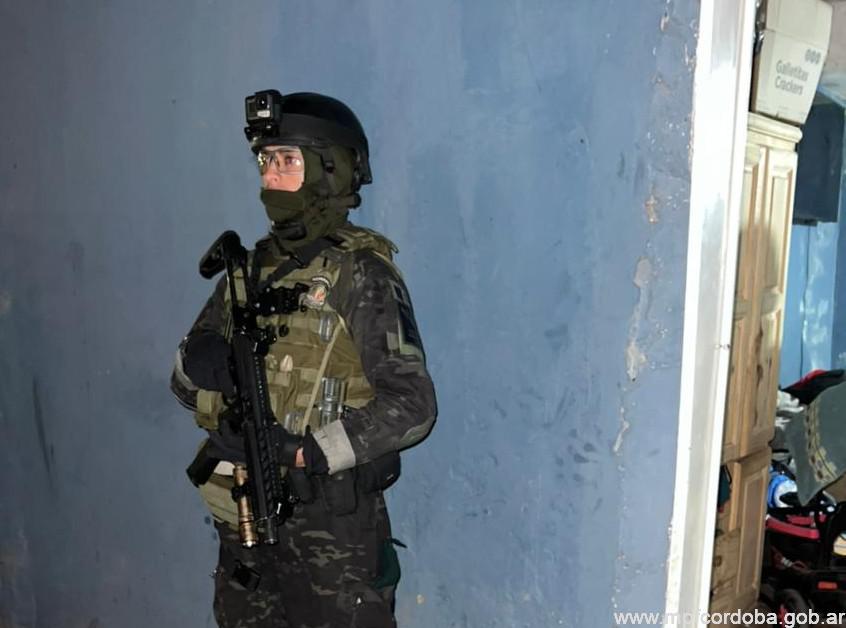 CÓRDOBA: FPA DETUVO A DOS INTEGRANTES DE UNA BANDA NARCO DESBARATADA EN BARRIO GENERAL SAVIO