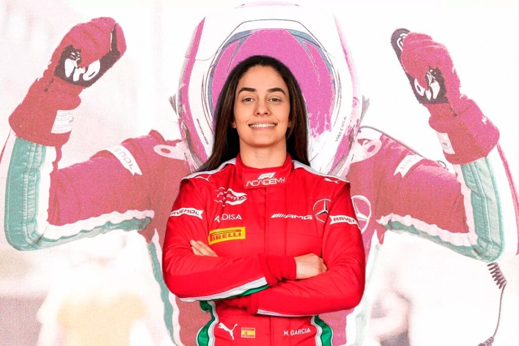 Fue la primera ganadora de la historia de la F1 Academy y sueña con correr en la máxima categoría: quien es