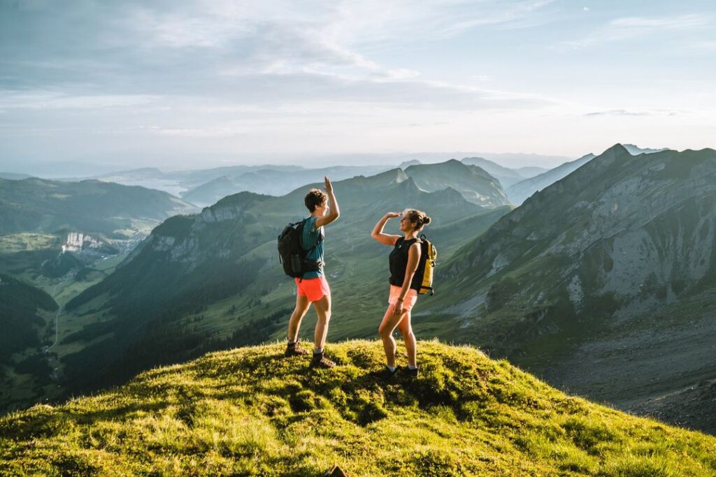Cuál es el significado oculto de preferir ir a la montaña en verano según la psicología