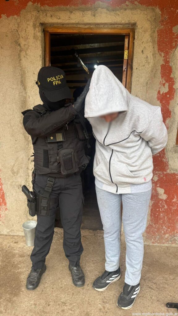 FPA DETUVO A TRES PERSONAS POR VENTA DE DROGAS EN ESTANCIA VIEJA Y TANTI
